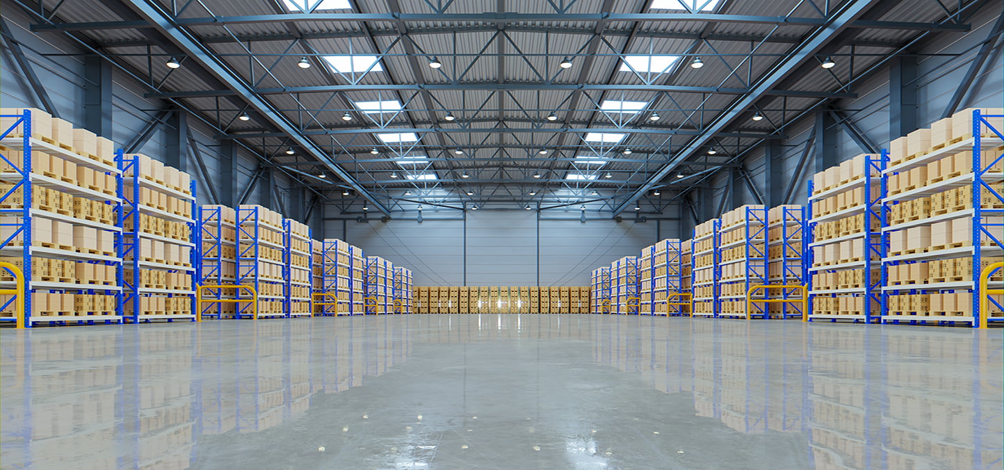 Empty warehouse in logistic center,Warehouse for storage and dis